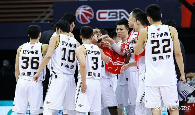 里程碑夜！犹他爵士造点机会；CBA季后赛集结日刷纪录；球迷炸锅；临场指挥获称赞